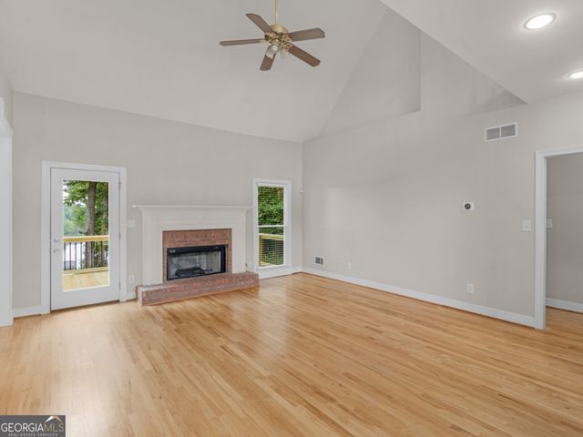 1445 Lake Forest Ln, Mcdonough, GA 30253
