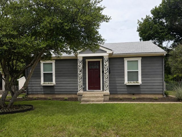 3811 Academy Drive, Dallas, TX 75227
