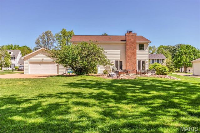 15940 Woodlet Way Court, Chesterfield, MO 63017