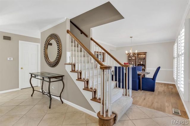 15940 Woodlet Way Court, Chesterfield, MO 63017