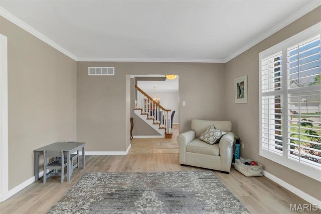 15940 Woodlet Way Court, Chesterfield, MO 63017