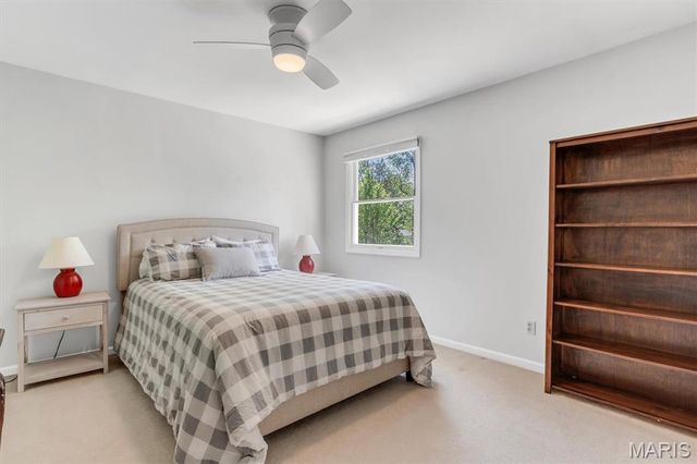 15940 Woodlet Way Court, Chesterfield, MO 63017