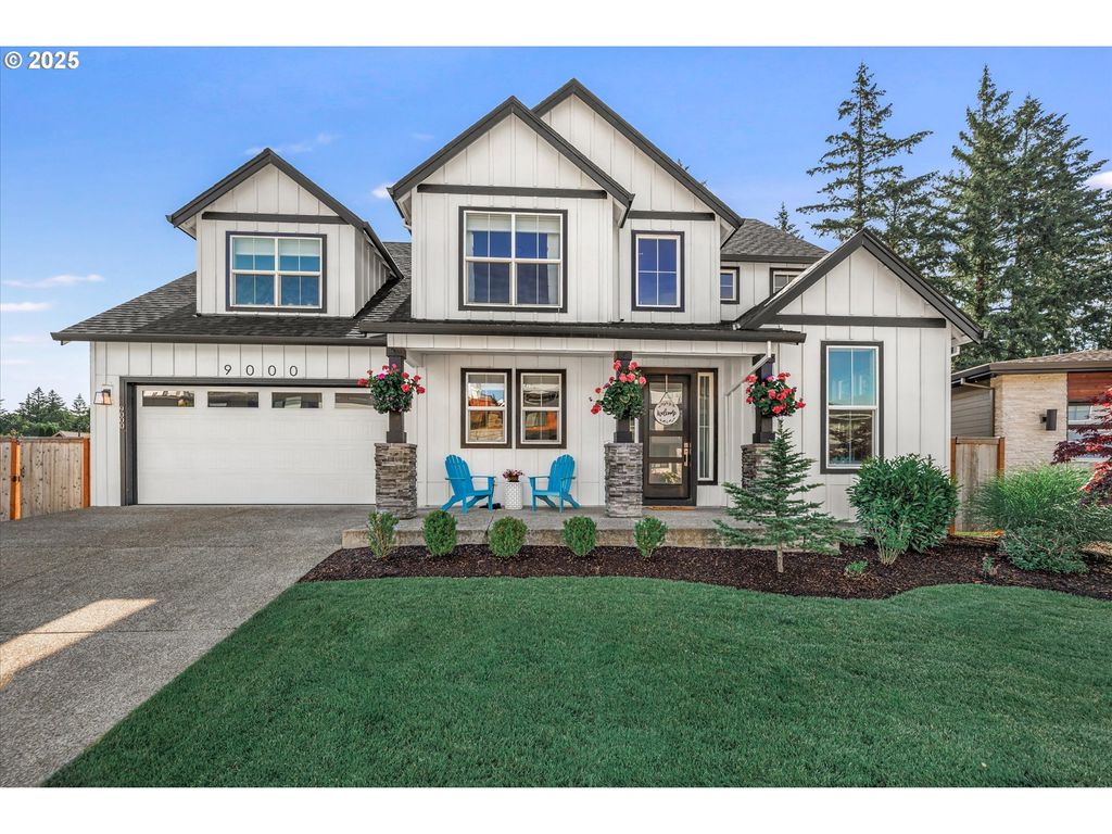 9000 Se STILLWATER Ln, Happy Valley, OR 97086