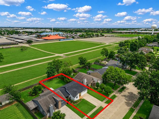 13330 Chimney Sweep Drive, Houston, TX 77041