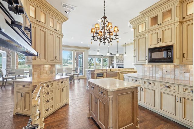 6537 Myrtle Beach Drive, Plano, TX 75093