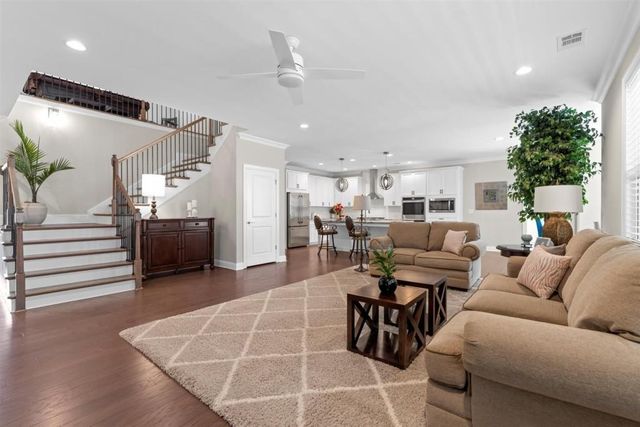 28 VANDIVER Court, Acworth, GA 30101