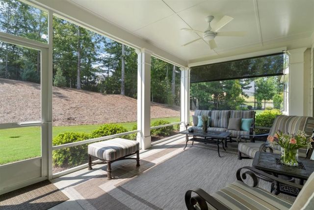 28 VANDIVER Court, Acworth, GA 30101