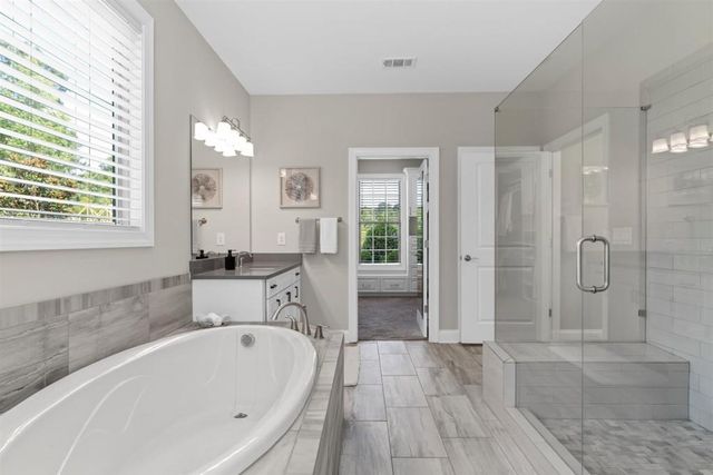 28 VANDIVER Court, Acworth, GA 30101