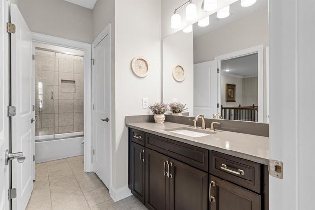 28 VANDIVER Court, Acworth, GA 30101