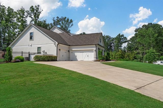 28 VANDIVER Court, Acworth, GA 30101