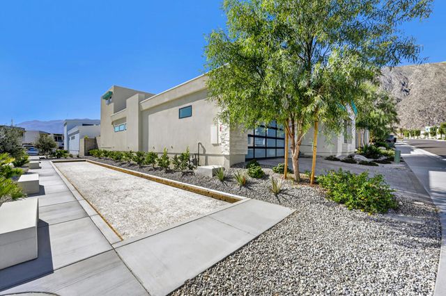 795 Obsidian Loop W, Palm Springs, CA 92264