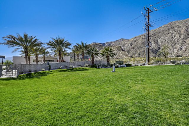 795 Obsidian Loop W, Palm Springs, CA 92264