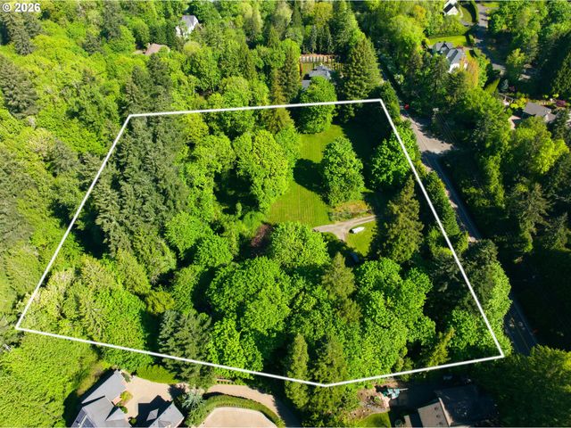 12645 S TERWILLIGER Blvd, Portland, OR 97219