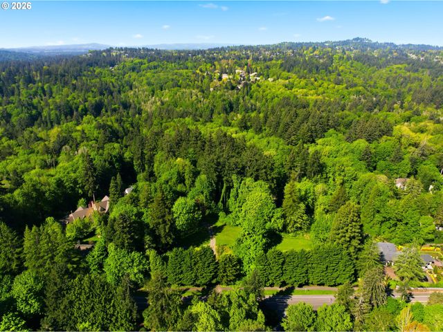 12645 S TERWILLIGER Blvd, Portland, OR 97219