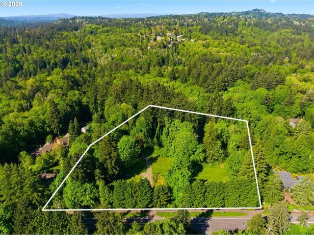 12645 S TERWILLIGER Blvd, Portland, OR 97219