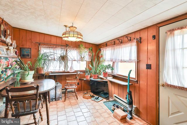 206-208 W EMAUS AVE, Allentown, PA 18103