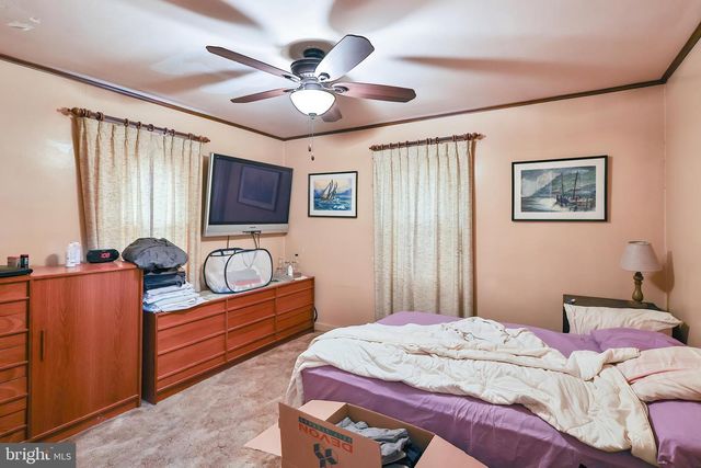 206-208 W EMAUS AVE, Allentown, PA 18103