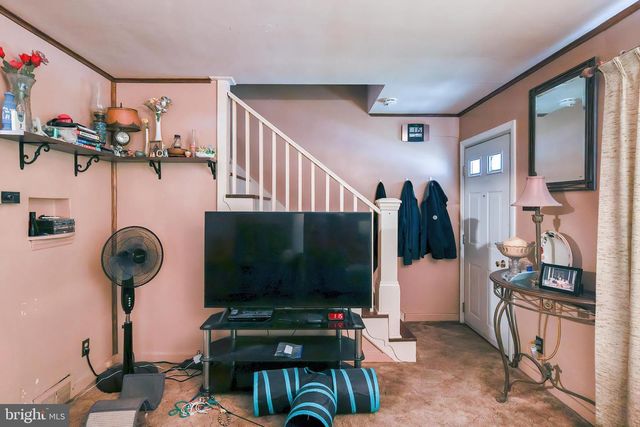 206-208 W EMAUS AVE, Allentown, PA 18103