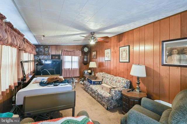 206-208 W EMAUS AVE, Allentown, PA 18103