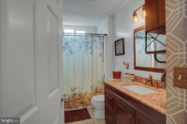 1163 KINGS CT, Greencastle, PA 17225