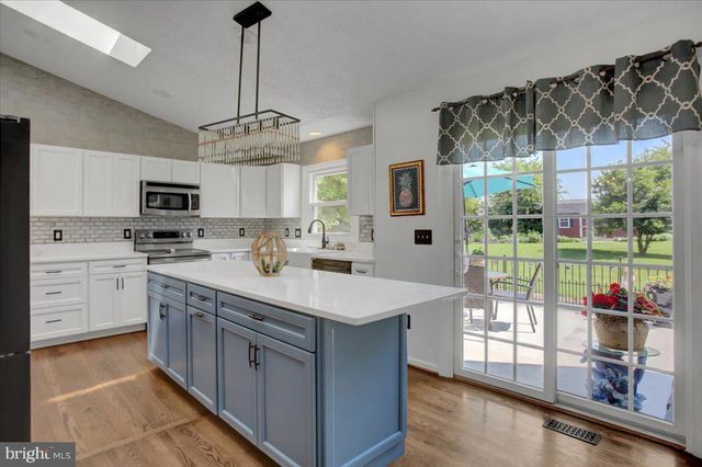 1163 KINGS CT, Greencastle, PA 17225