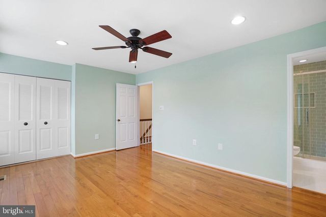 5706 LOFTHILL CT, Alexandria, VA 22303