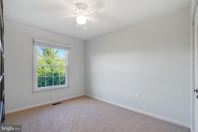 5706 LOFTHILL CT, Alexandria, VA 22303