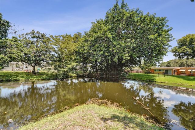9120 SW 49th St, Cooper City, FL 33328
