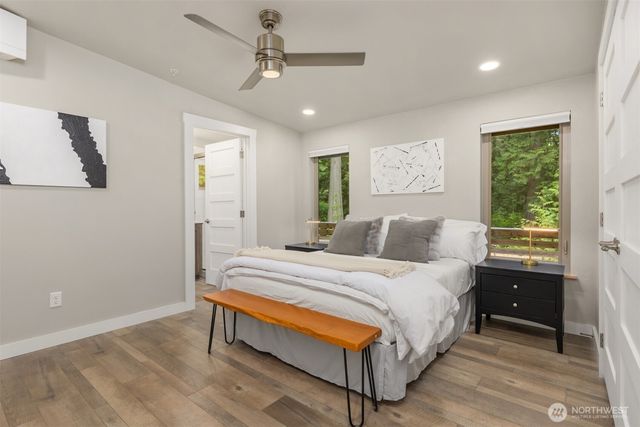 9720 NE Lofgren Road, Bainbridge Island, WA 98110