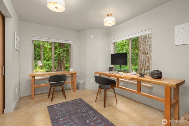 9720 NE Lofgren Road, Bainbridge Island, WA 98110