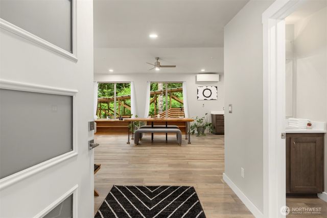 9720 NE Lofgren Road, Bainbridge Island, WA 98110