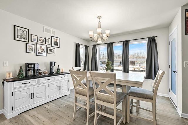 470 Jensen DRIVE, Clinton, WI 53525