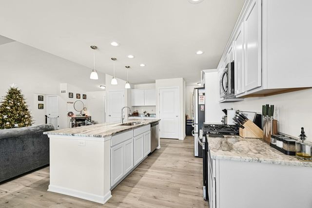 470 Jensen DRIVE, Clinton, WI 53525