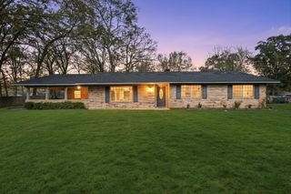 2005 Happy Street, Mount Pleasant, TX 75455