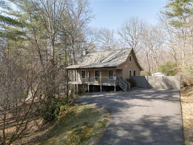 125 Autumn Lane, Blairsville, GA 30512