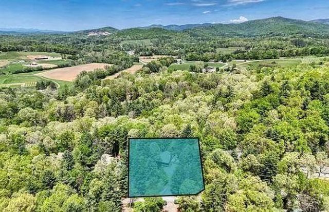 125 Autumn Lane, Blairsville, GA 30512