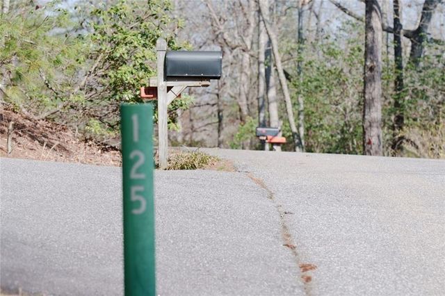 125 Autumn Lane, Blairsville, GA 30512