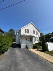 2 James St 1, Attleboro, MA 02703