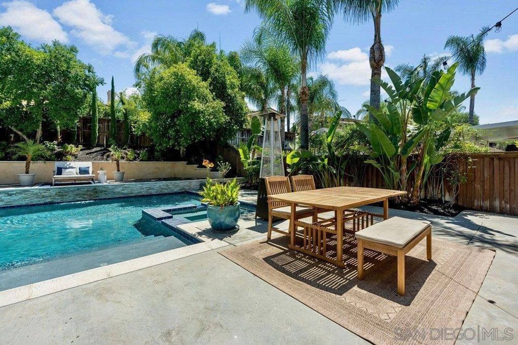 Image 59 of property listing at 23997 Pepperleaf St, Murrieta, CA 92562