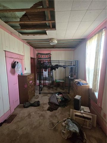 1618 Main Street, St Joseph, MO 64505