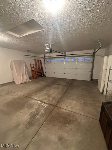 4165 Ledgewater Drive, Mogadore, OH 44260