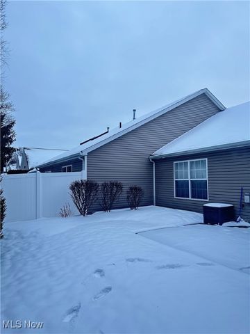 4165 Ledgewater Drive, Mogadore, OH 44260