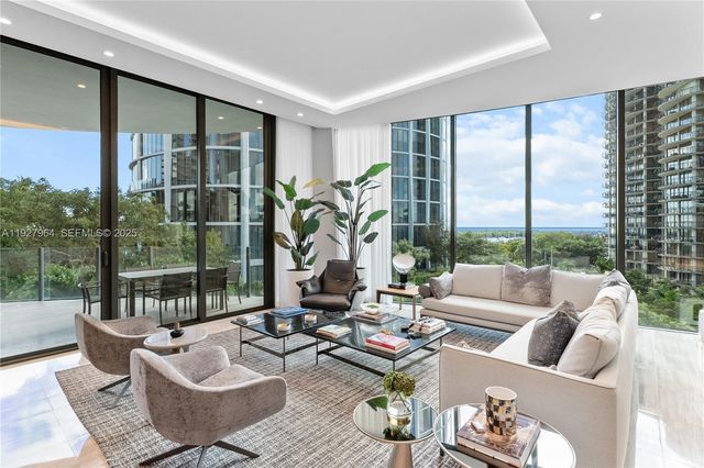 2821 S Bayshore Dr 5A, Miami, FL 33133