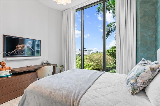 2821 S Bayshore Dr 5A, Miami, FL 33133