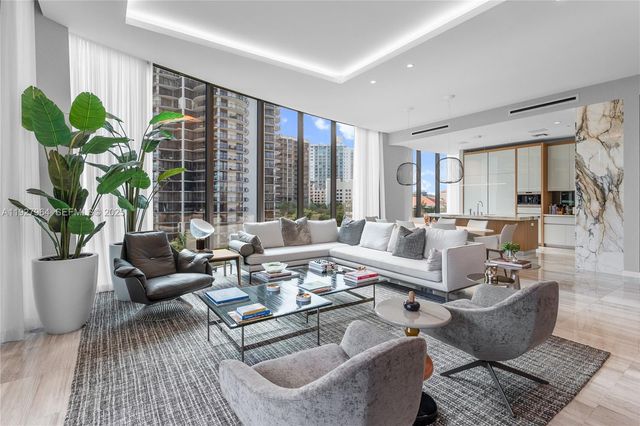 2821 S Bayshore Dr 5A, Miami, FL 33133