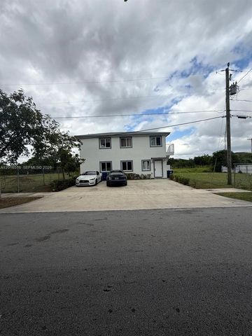 2121-2125 NW 72nd St, Miami, FL 33147