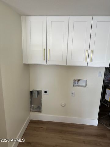 2545 N 29TH Place, Phoenix, AZ 85008