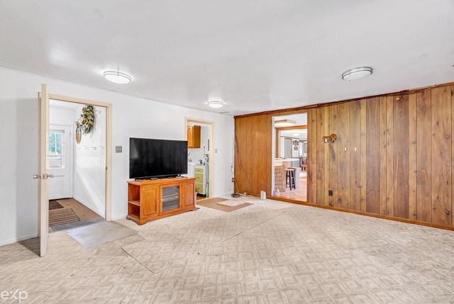 6406 Lapeer Road, Clyde Twp, MI 48049