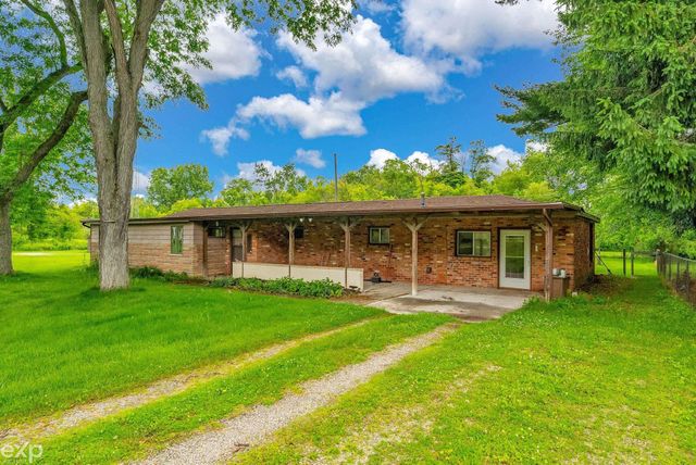 6406 Lapeer Road, Clyde Twp, MI 48049