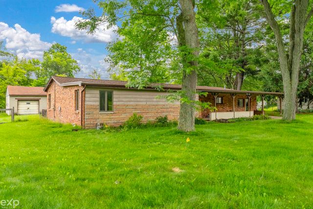 6406 Lapeer Road, Clyde Twp, MI 48049
